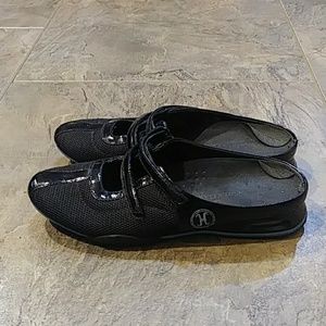 cole haan women's walking shoes